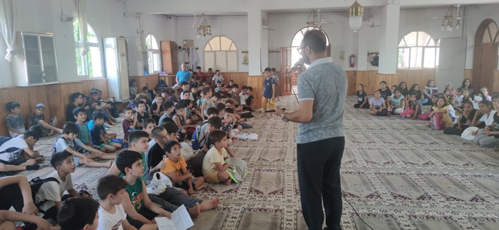 Şehit Halit Yaşar Mine Camii’nde 300 öğrenciye Adana Kebabı İkram Edildi