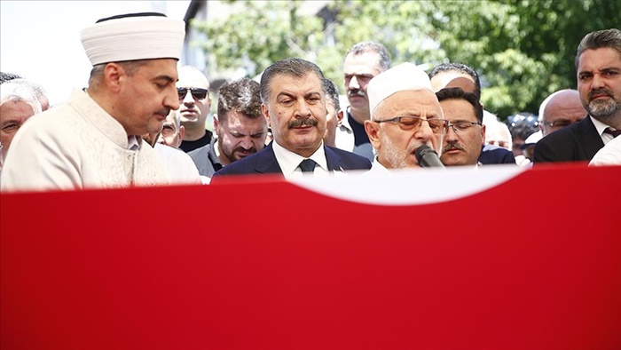 Konya'da öldürülen Dr. Ekrem Karakaya'nın cenazesi Kayseri'de toprağa verildi