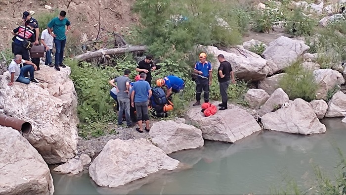 Adana'da balık avlarken çaya düşen HSK Şube Müdürü İmir hayatını kaybetti