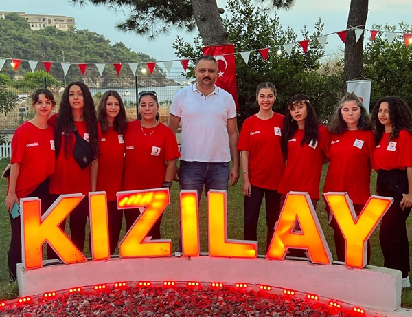 Kozanlı öğrenciler "Yazarlık Kampı"na katıldı