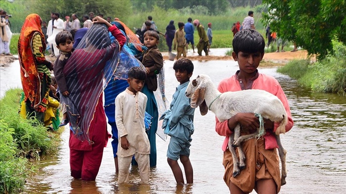 Pakistan'da muson yağmurları nedeniyle ölenlerin sayısı 1061'e çıktı