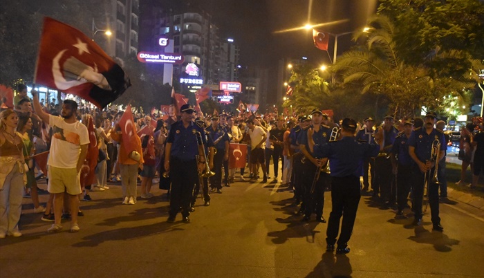 Adana, Mersin ve Hatay'da Büyük Zafer'in 100. yılı kutlandı