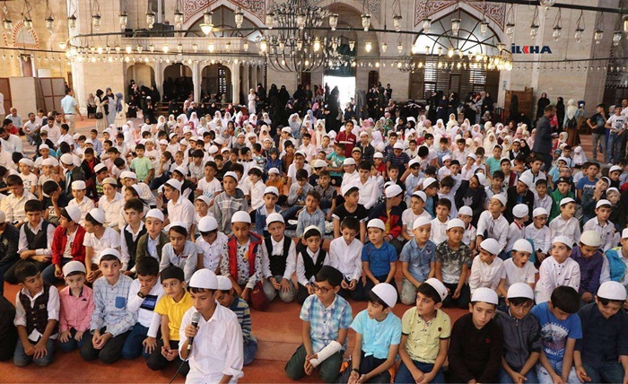 İstanbul'da "Hayat namazla güzeldir" etkinliği düzenlendi