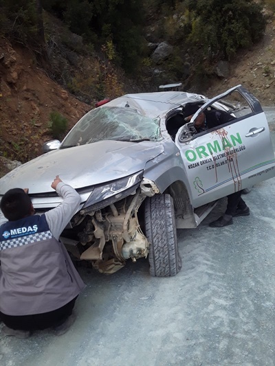 Adana'daki trafik kazasında 3 Orman İşletme Müdürlüğü personeli yaralandı