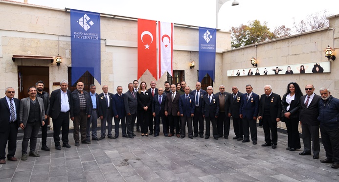 ‘Kuzey Kıbrıs - Akdeniz’in İncisi’ Fotoğraf Sergisi Ziyaretçilerini Bekliyor