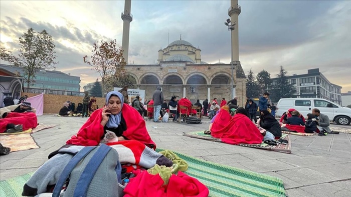 Düzce'nin Gölyaka ilçesinde 5,9 büyüklüğünde deprem