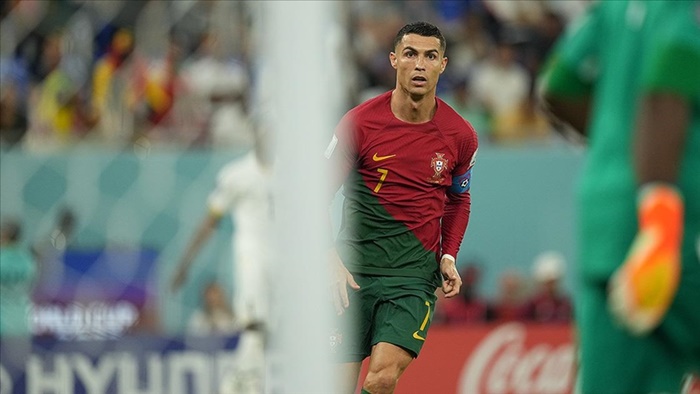 Ronaldolu Portekiz son 16 için Uruguay karşısında