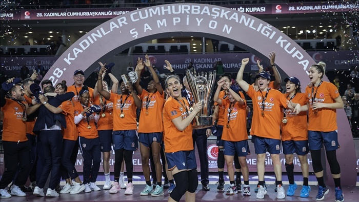 Basketbolda 28. Kadınlar Cumhurbaşkanlığı Kupası'nı ÇBK Mersin Yenişehir Belediyesi kazandı