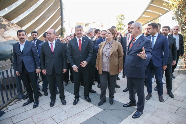 Bakan Yanık: "Bizim bu millete hizmet borcumuz var"