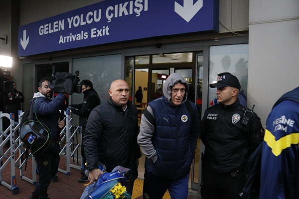 Fenerbahçe, Adana’da