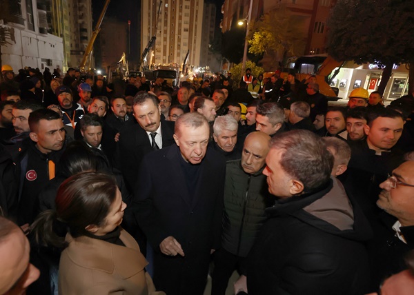 Depremzedeler Cumhurbaşkanı Erdoğan'dan dua istedi