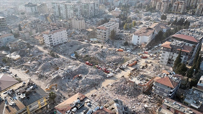 Deprem bölgesindeki eğitimciler OHAL süresince ek ders ücretinden yararlandırılacak