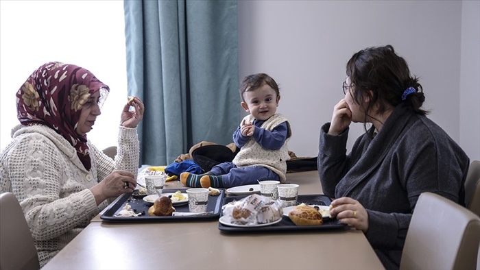 Depremzedeler yurdun dört bir yanında misafir ediliyor