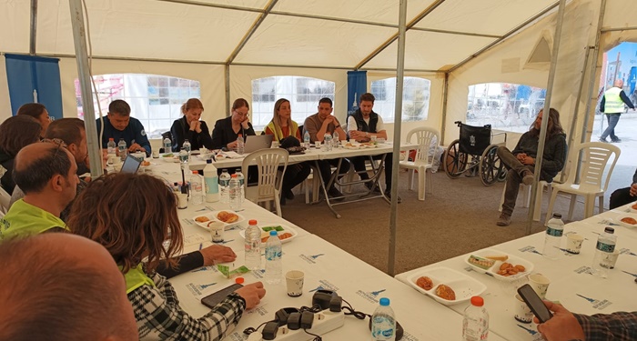 ÇÜ KADAUM Hatay’daki Depremzede Çocuk ve Kadınlara Destek Olacak