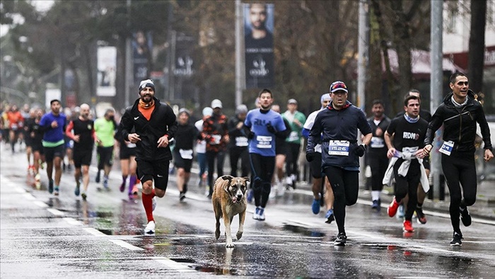 Winter Run İstanbul'a 3 bine yakın sporcu katıldı