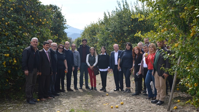 Güvenilir Ürün Platformu ve Gıda Perakendecileri Derneği, Hatay'da üreticilerle buluştu