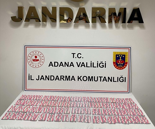 Adana'da uyuşturucu operasyonunda 2 zanlı tutuklandı