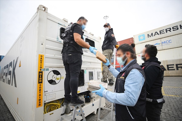 Mersin Uluslararası Limanı'nda 97 kilo 500 gram kokain ele geçirildi