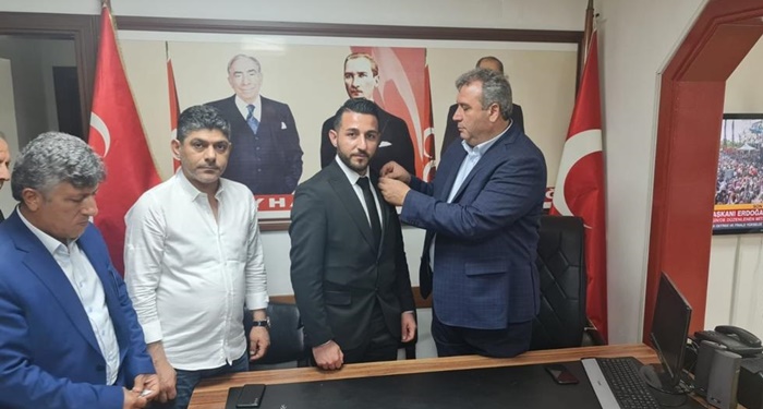 Futbolcu Tekin İncebaldır MHP’ye katıldı!