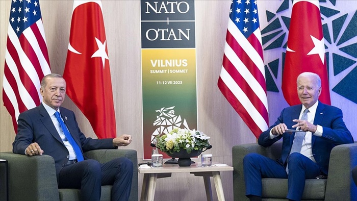 Biden, İsveç'in NATO'ya kabulü konusunda Cumhurbaşkanı Erdoğan'a teşekkür etti