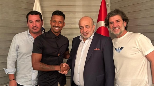 Adana Demirspor, Luis Nani'yi transfer etti