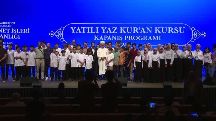 Diyanet İşleri Başkanı Erbaş, Yatılı Yaz Kur'an Kursu Kapanış Programı'na katıldı: