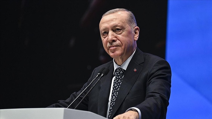 Cumhurbaşkanı Erdoğan: Ücretli öğretmenler ve usta öğreticilerin saatlik ek ders ücretlerinde yüzde 25 artışa gidiyoruz