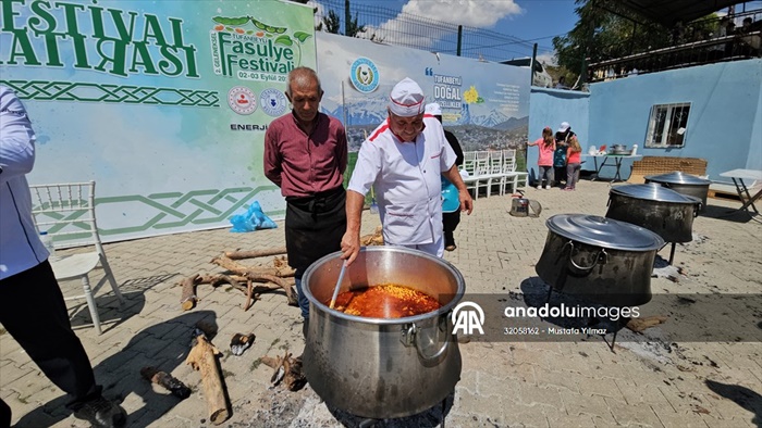 Adana'da "Tufanbeyli 2. Kuru Fasulye Festivali" başladı