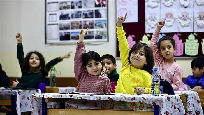 MEB ülke genelinde ortaokul ve liselerde ilk kez yapılacak "ortak sınav" tarihlerini açıkladı