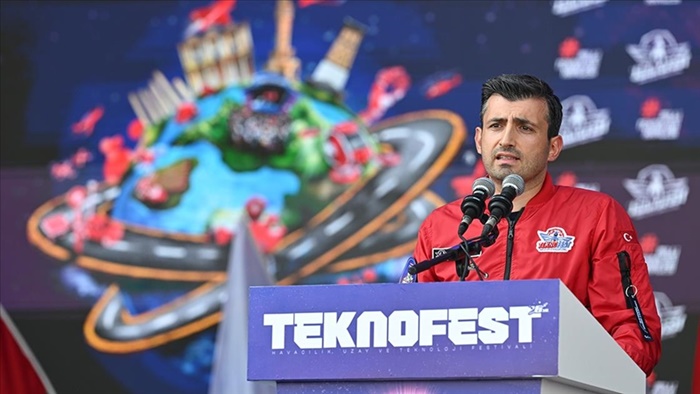 TEKNOFEST Yönetim Kurulu Başkanı Bayraktar: TEKNOFEST dünyanın daha önce şahit olmadığı zihinsel bir devrime imza atıyor