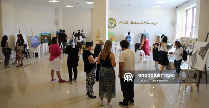 Adana'da "Türkiye Yüzyılı 1. Ulusal Görsel Sanatlar Öğretmenleri Resim Çalıştayı" yapıldı