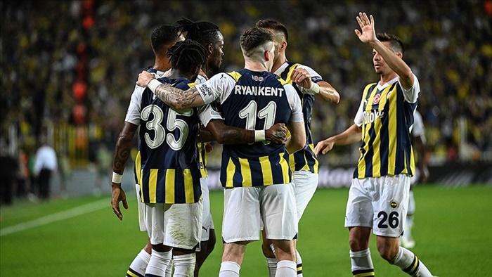 Fenerbahçe, zirve yarışında hata yapmadı