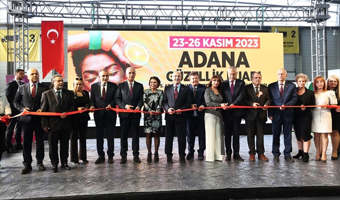 Adana'da Kuaför, Estetik, Kozmetik ve Güzellik Fuarı açıldı