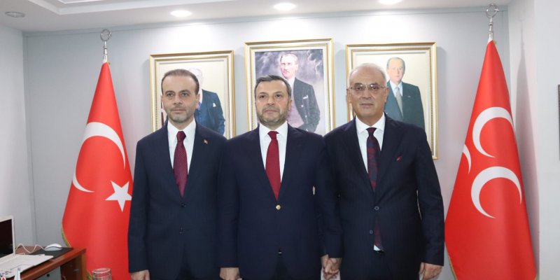 Başkan Kocaispir, MHP Adana İl’de coşkuyla karşılandı