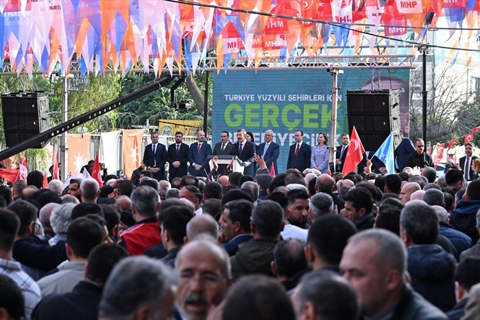 Cumhurbaşkanı Yardımcısı Yılmaz:  "Adana'yı çok daha fazla hizmetle buluşturalım"