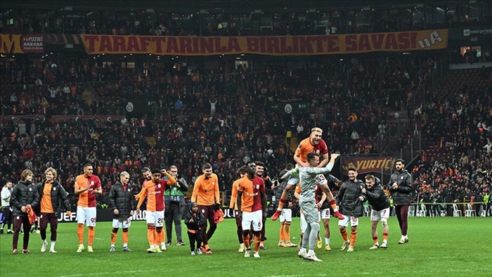 Kasımpaşa'yı 4-3 mağlup eden Galatasaray, liderliğini sürdürdü