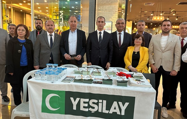 Adana'da Yeşilay Haftası kapsamında sergi açıldı