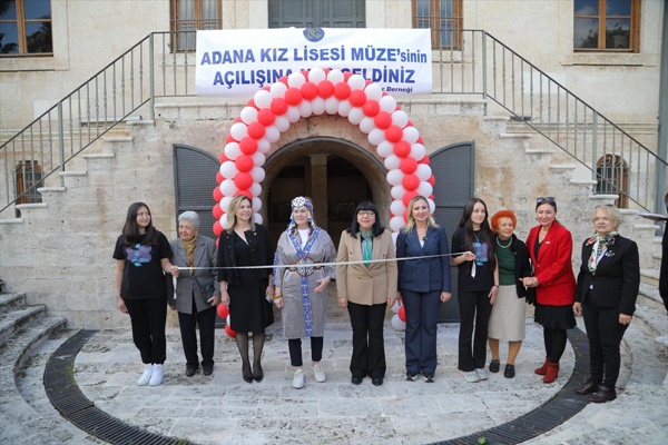 Adana'daki tarihi Kız Lisesi'nde "Anı Müzesi" açıldı