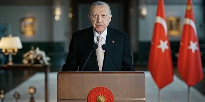 Cumhurbaşkanı Erdoğan, Srebrenitsa Soykırımı'nda hayatını kaybedenleri andı