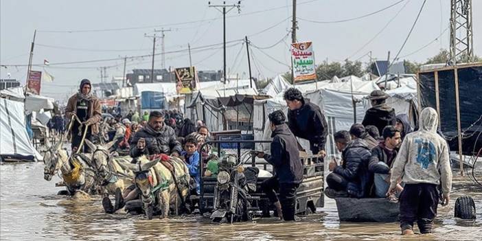 Bugün Doğu Türkistan’da ve Gazze’de yaşananlar, insanlığın en ağır imtihanıdır…