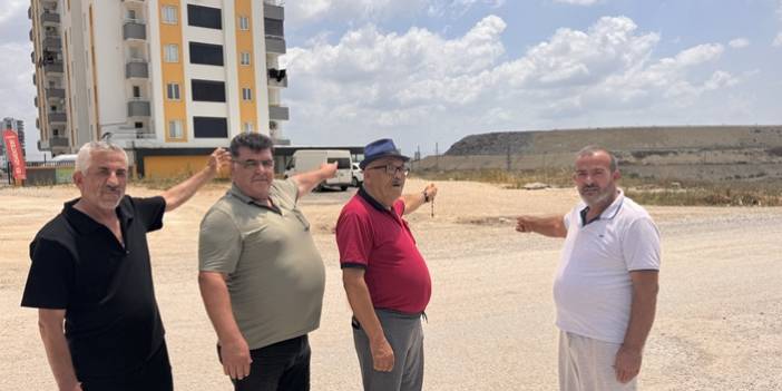 Adana'da çöp sorunu vatandaşı canından bezdirdi