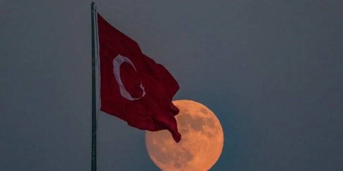 Prof. Dr. Tarık Oğuzlu: Kriz çözme diplomasisi: Türkiye'nin niş kapasite inşa etme stratejisi