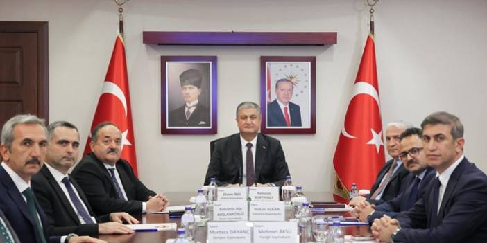 Vali Mustafa Yavuz Kaymakamlarla Bir Araya Geldi