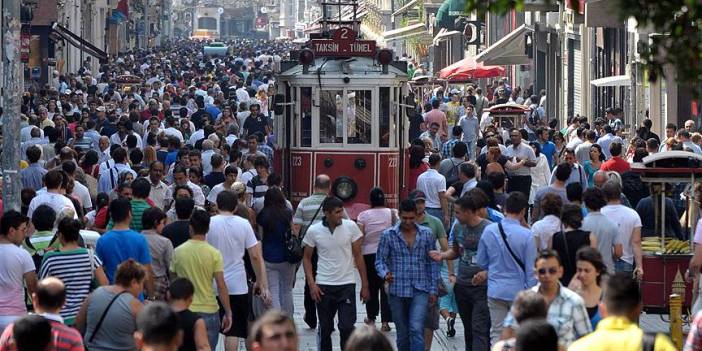 Türkiye'de Nüfusun İki Yüzü - Azalan Doğumlar, Yaşlanan Toplum