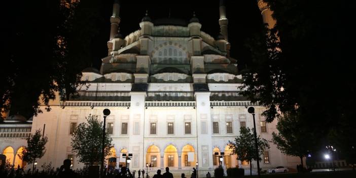 Adana, Mersin, Hatay ve Osmaniye'de Kadir Gecesi idrak edildi