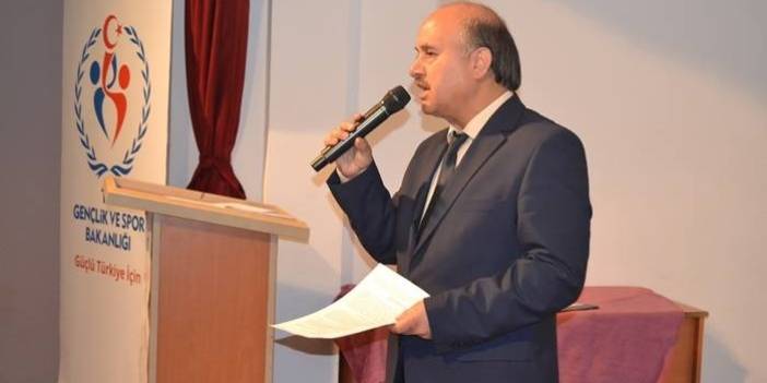 Bakışlarında Amentü Okunan Kartal