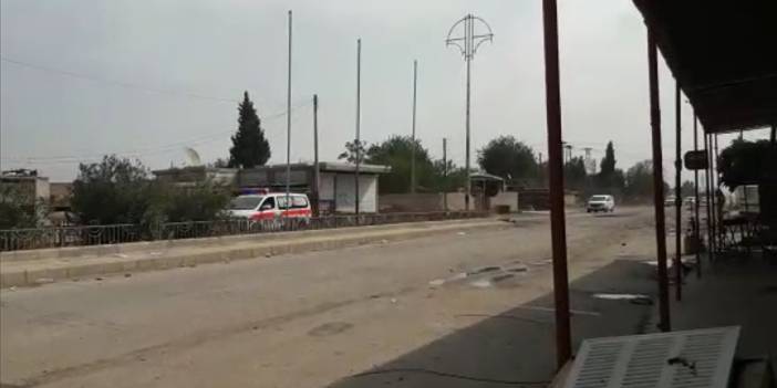 Adana'da ambulansa yol vermeyen sürücü kamerada