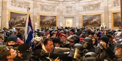 Amerikan seçmeni demokrasinin yeni tarifine karşı