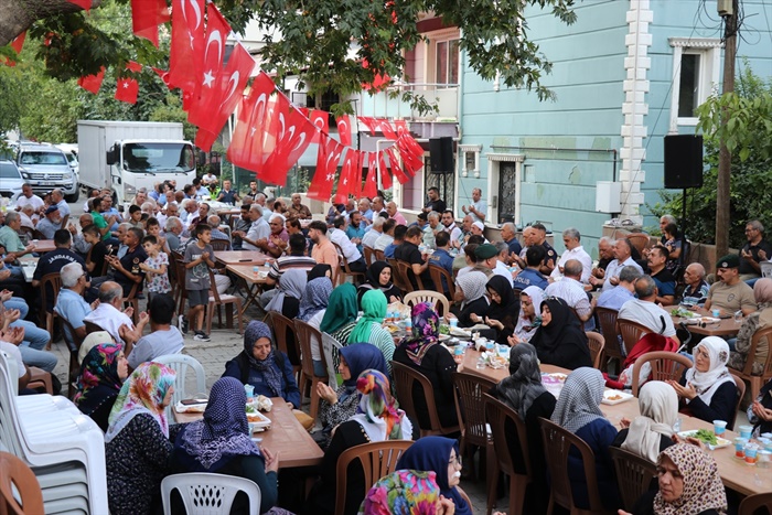 ehit-erhan-konuk-icin-mevlit.jpg