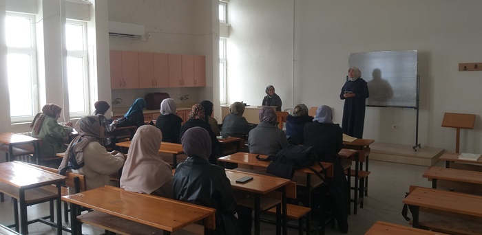 cu-ilahiyat-fakultesi-2.jpg
